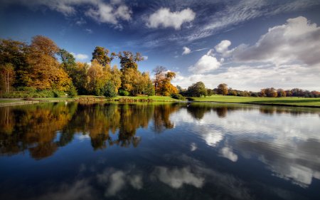 000-01415_leedscastlegrounds_1920x1200.jpg.medium.jpeg